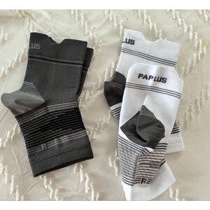 Women's PAPLUS Hosiery & Socks One Size White Gray